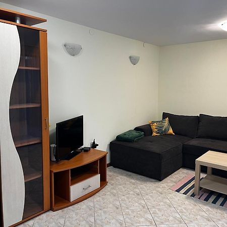 Green Central Apartment Varna Ngoại thất bức ảnh