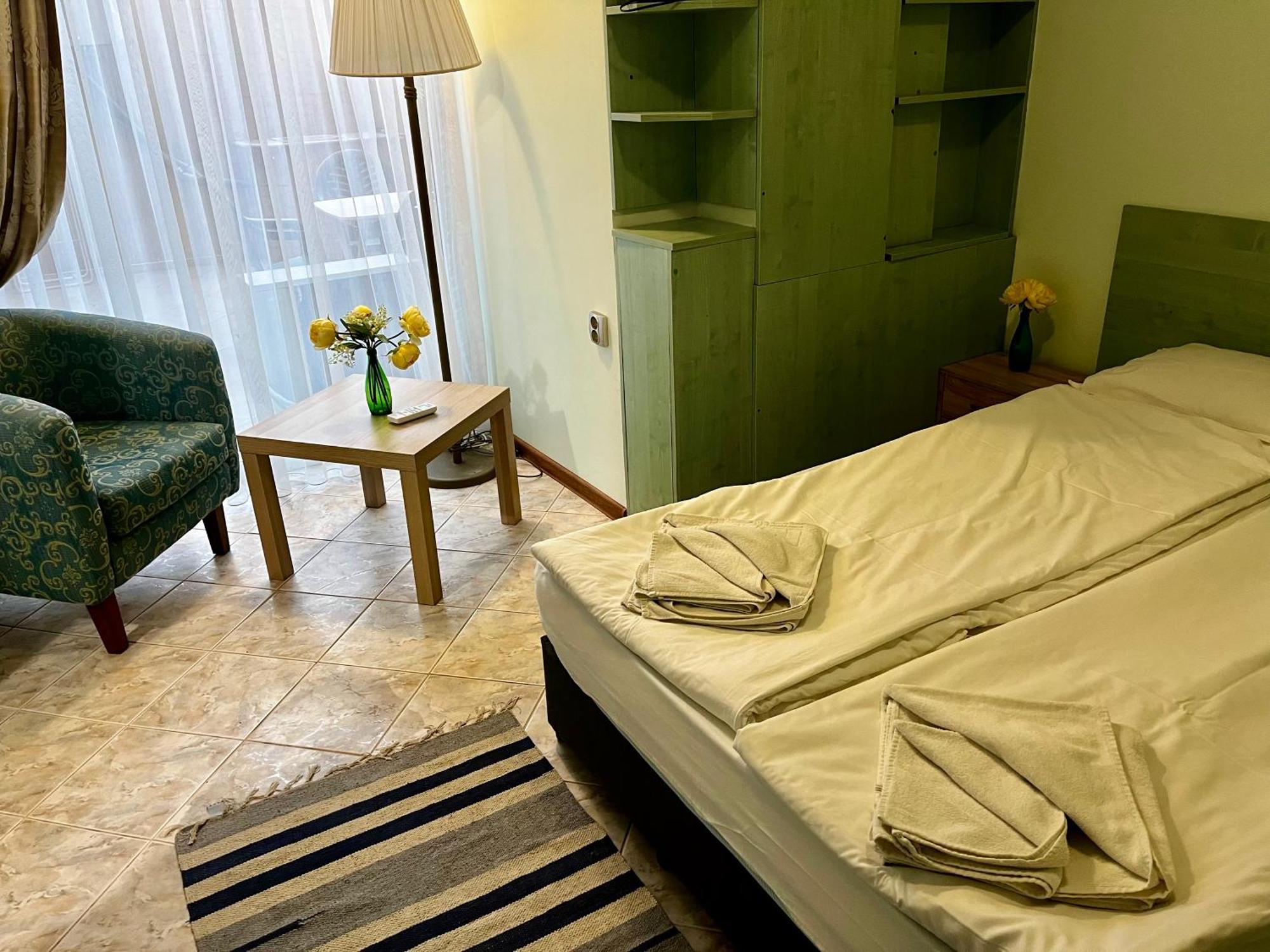 Green Central Apartment Varna Ngoại thất bức ảnh